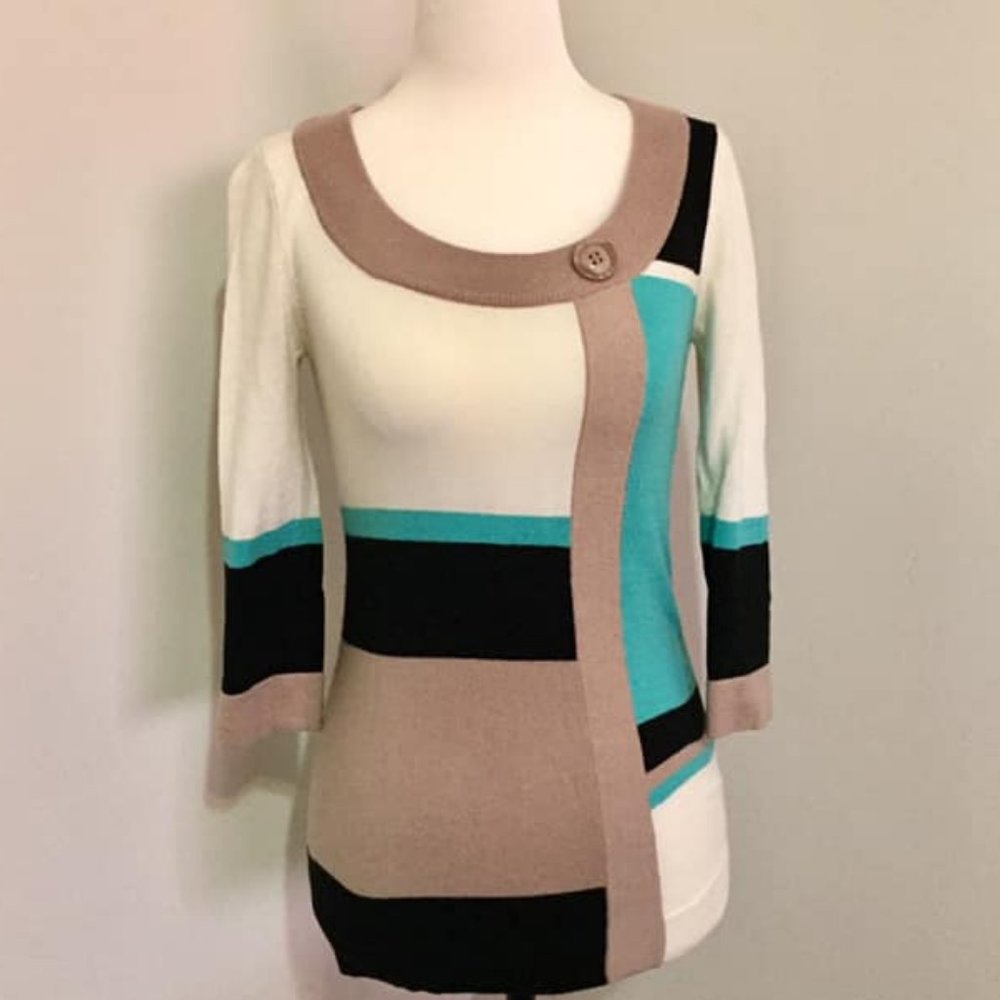 Le Chateau 3/4-length sleeve Colorblock Sweater